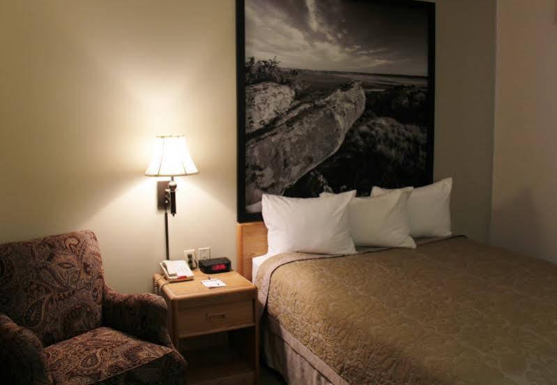Homestead Inn And Suites Hardin Eksteriør billede